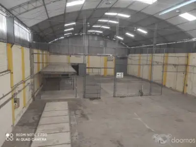 VENTA ó ALQUILER DE ALMACÉN DE 2000 MT2 (AC. 2800 MT2)