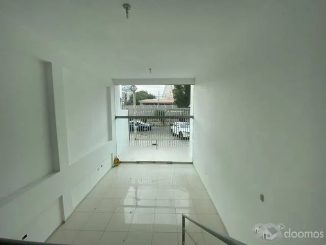 ALQUILO OFICINAS P EMPRESA AV. LARCO 475 FRENTE AL COLEGIO SAN VICENTE DE PAUL - 1