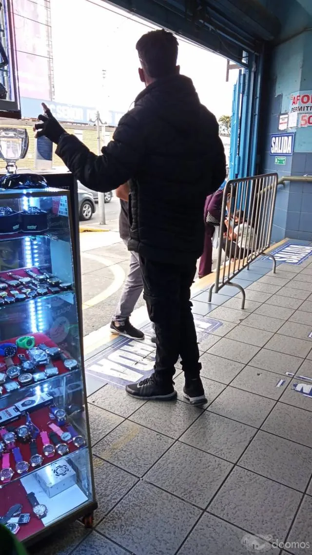 Venta de tienda de ropas en el centro comercial Polvos Azules (Precio a Negociar — foto 5