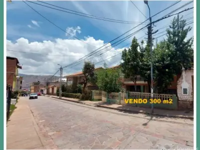 CUSCO URB LUCREPATA VENDO COMO TERRENO 300 m2