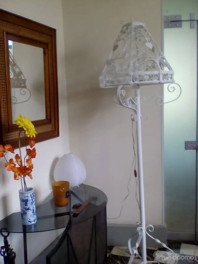 Vendo casa de 200 mts 2do. Piso, amplia muy ventiilada e independiente. Hace esquina esquina Jr. Francisco de Zela con Jr. Coronel Zegarra. Independiente  Frente a INCOR — foto 3