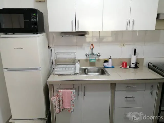 Alquilo bello mini departamento — foto 3