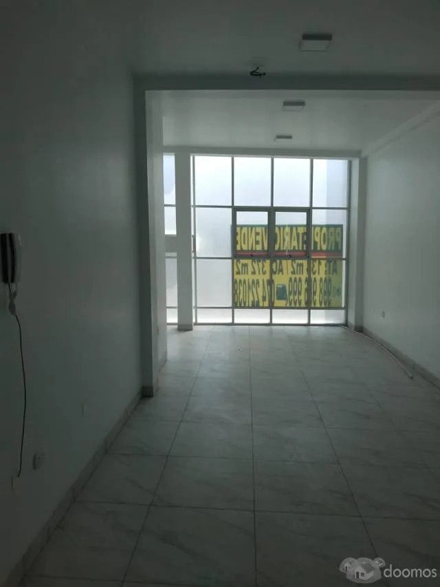 Edificio de 3 pisos en venta - 4