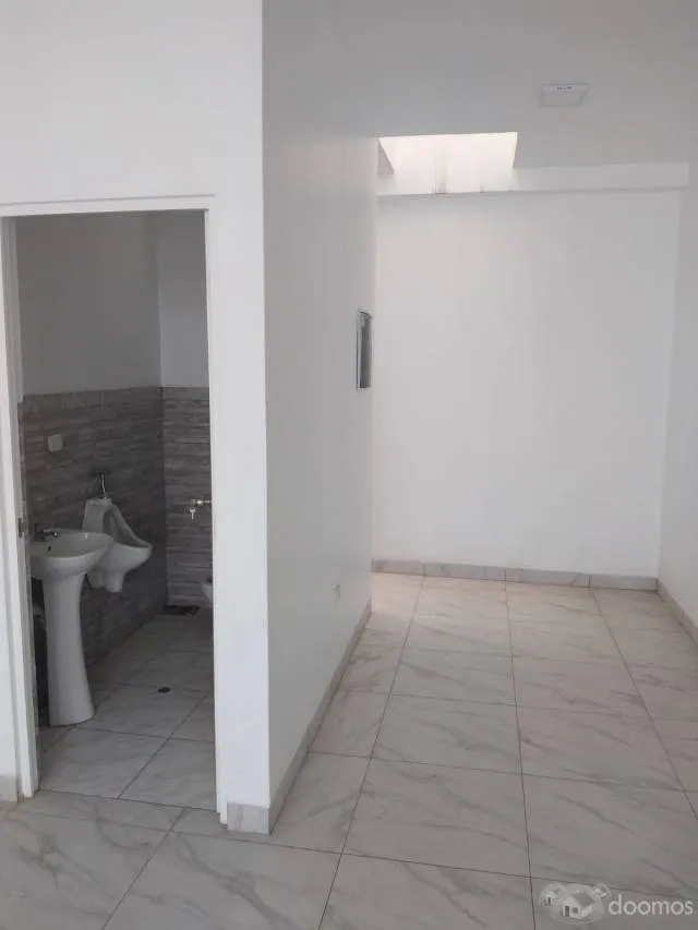 Edificio de 3 pisos en venta - 5