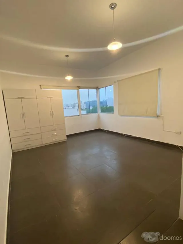 Alquilo departamento en Miraflores — foto 5