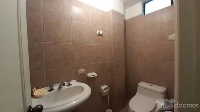 Vendo Amplio Departamento 3 Habitaciones en Zona Comercial de La Molina — foto 4
