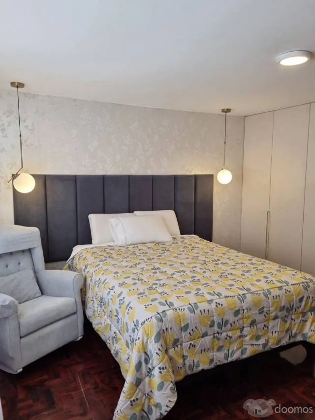 VENDO HERMOSO DEPARTAMENTO COMPLETAMENTE REMODELADO EN 2DO PISO FRENTE A PARQUE. — foto 8