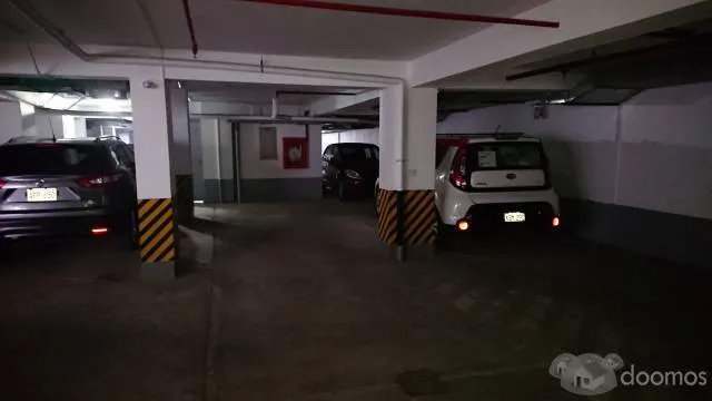 Estacionamiento en San Isidro - 1