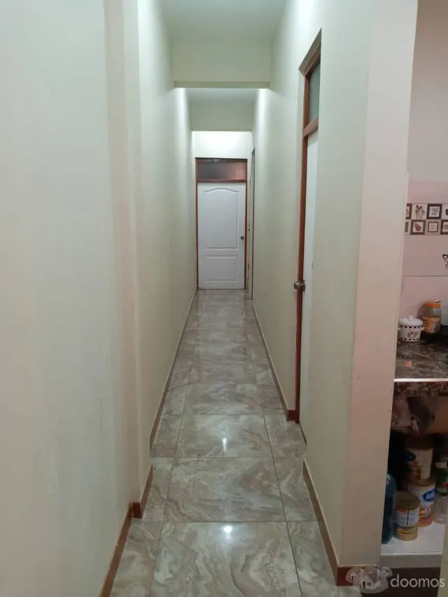 Venta Linda Casa Semi Estreno Zona Céntrica Negritos — foto 3