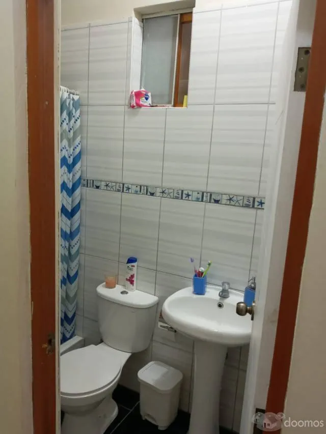 Venta Linda Casa Semi Estreno Zona Céntrica Negritos — foto 4