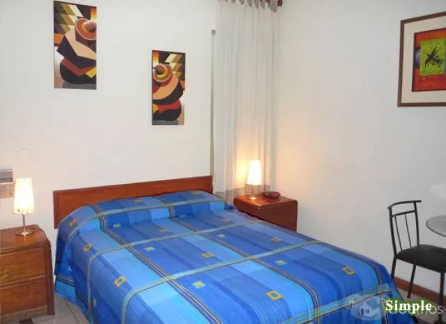 Vendo Hostal con Licencia para uso de hospedaje, Consultorios, Casa de Reposo, Casa de estudiantes, etc — foto 4