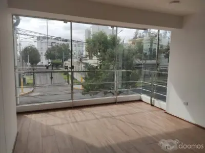 Departamento de estreno en venta - Parte baja de Cayma