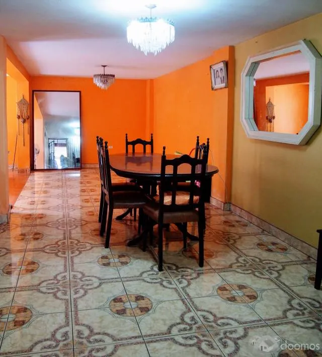 VENTA DE CASA -CON 5 DEPARTAMENTOS COMPLETOS — foto 2
