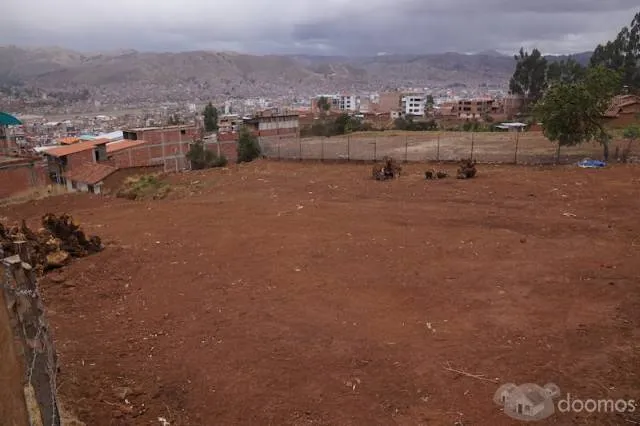 OPORTUNIDAD! Lote de terreno a 4 minutos del Cóndor de San Sebastián, Cusco. Céntrico. Precio de remate. — foto 3