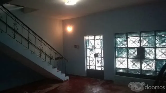 CHEPEN VENDO AMPLIA CASA, EXCELENTE OPORTUNIDAD - 8