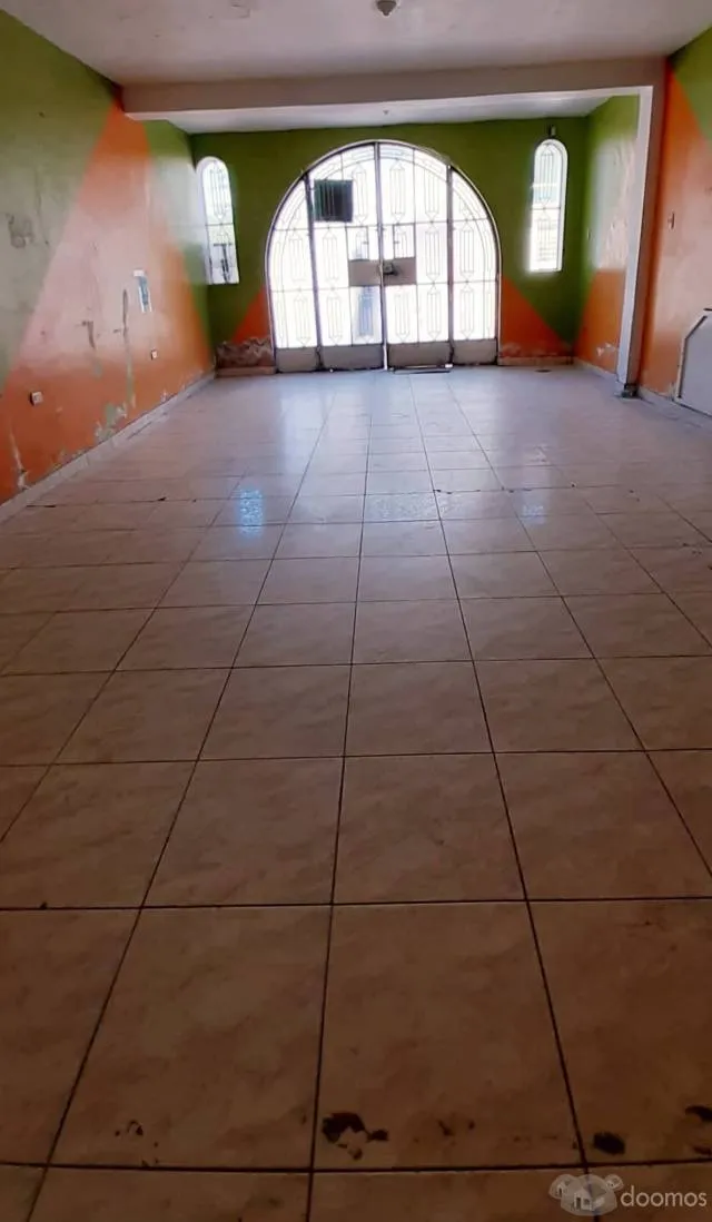 SE VENDE CASA EN URBANIZACIÓN MIRAFLORES - CHICLAYO, A UNA CUADRA DEL MALL AVENTURA. — foto 2