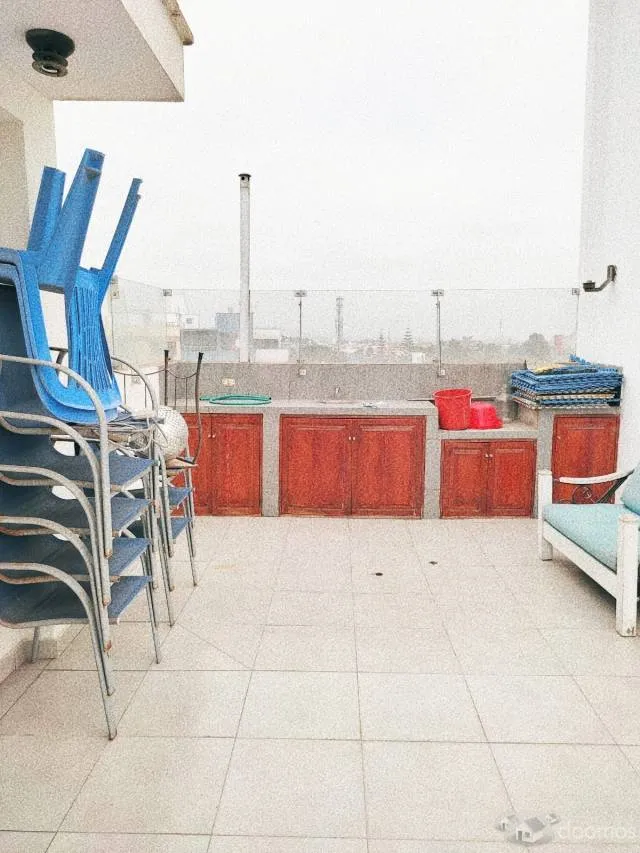 PENTHOUSE DE 221M2 FRENTE A PARQUE EN REMATE PRECIO OCASIÓN 215, 000 dólares — foto 7