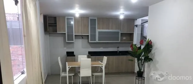 Moderno dpto , amplio dormitorio closet de pared a pared, lavandería cerca a 28 de Julio — foto 4