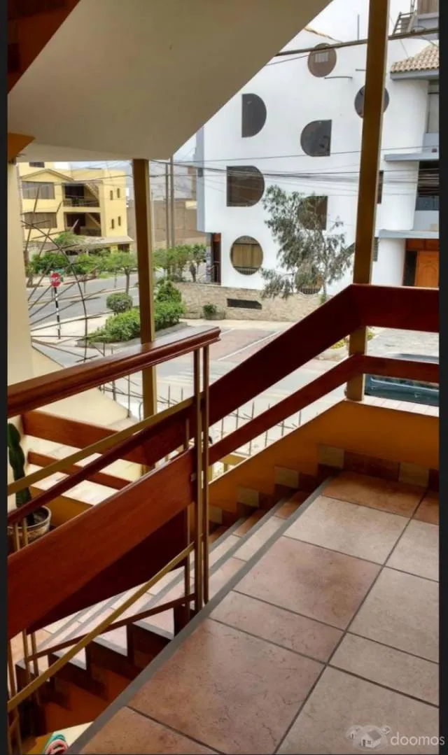 Departamento 1er piso La Molina 2 dormitorios 3 baños cochera 24 Corregidor — foto 2