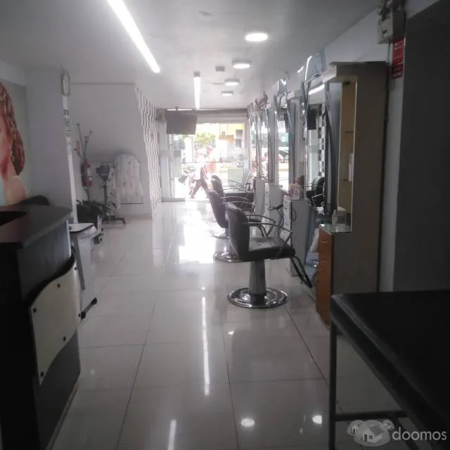 Los Olivos - Vendo Local En La Av. Las Palmeras — foto 4