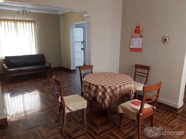 HERMOSA CASA EN LINCE , MUY CENTRICA - 3