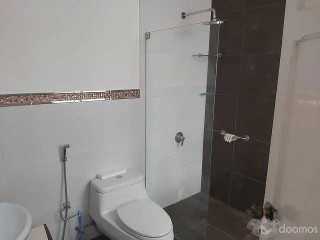 HERMOSA CASA EN LINCE , MUY CENTRICA - 5