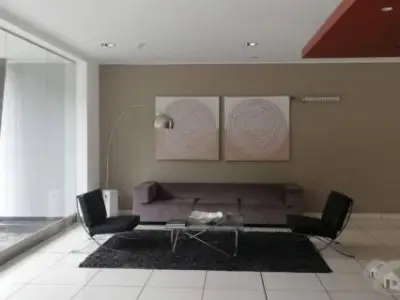 Lindo departamento ubicado Frente a parque Castilla -Limite San Isidro