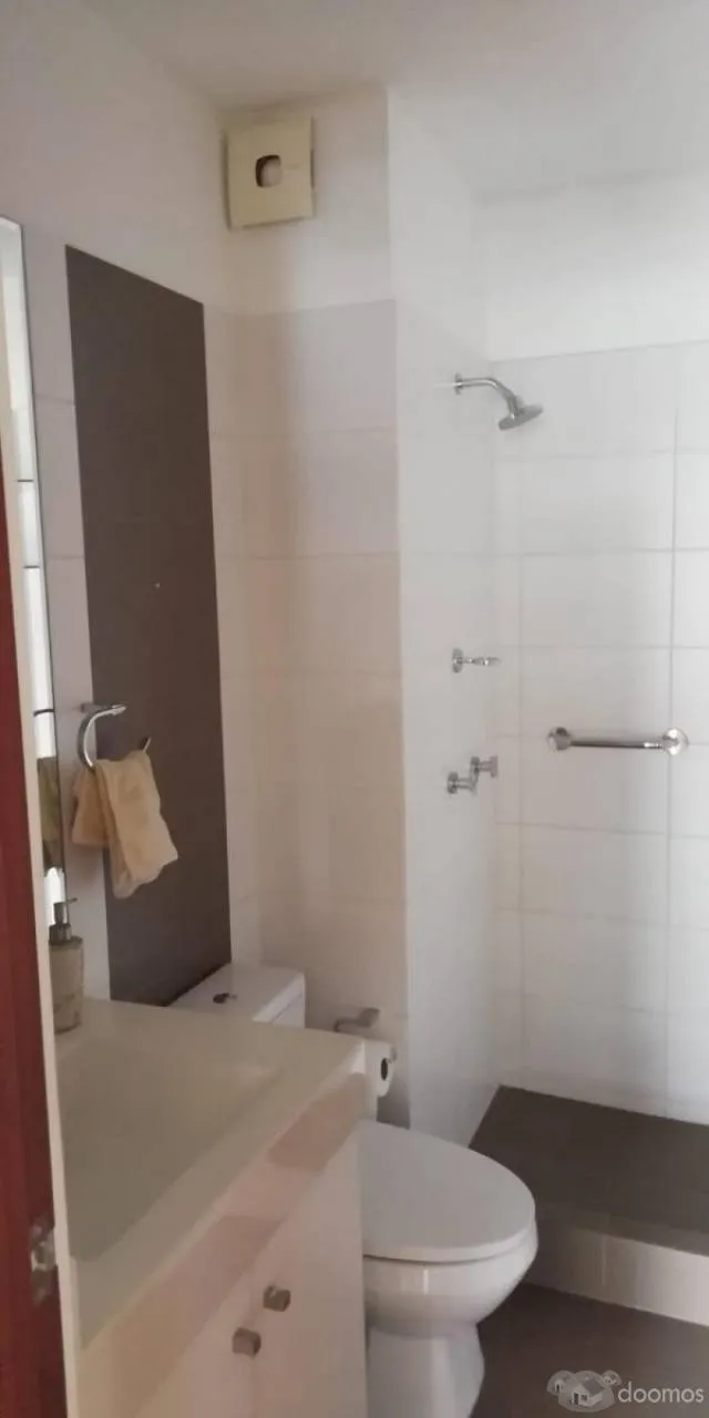 Lindo departamento ubicado Frente a parque Castilla -Limite San Isidro — foto 3
