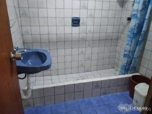 Venta de casa muy cerca de Tottus, colegios y avenida principal en Campoy, zona segura — foto 5