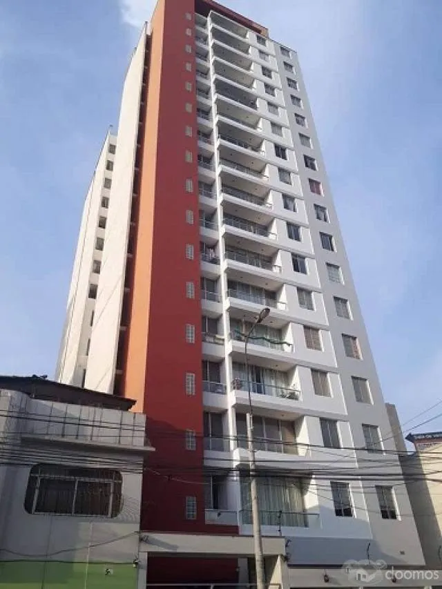 vendo bello departamento en Jr. Manuel del Pino 273 Urbanización Santa Beatriz . Lima Perú 3 habitaciones y áreas sociales piscina — foto 2