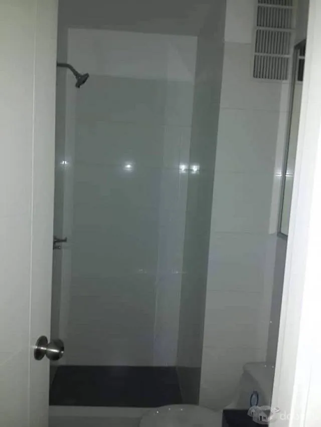 vendo bello departamento en Jr. Manuel del Pino 273 Urbanización Santa Beatriz . Lima Perú 3 habitaciones y áreas sociales piscina — foto 4