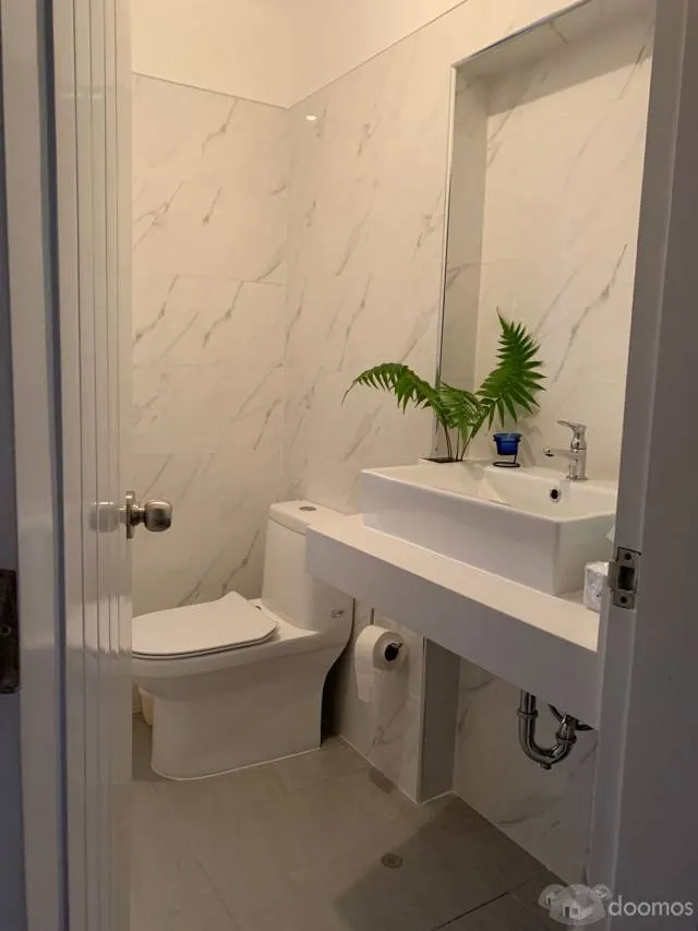 VENDO HERMOSO PENTHOUSE 454 M2 EN MIRAFLORES - 2