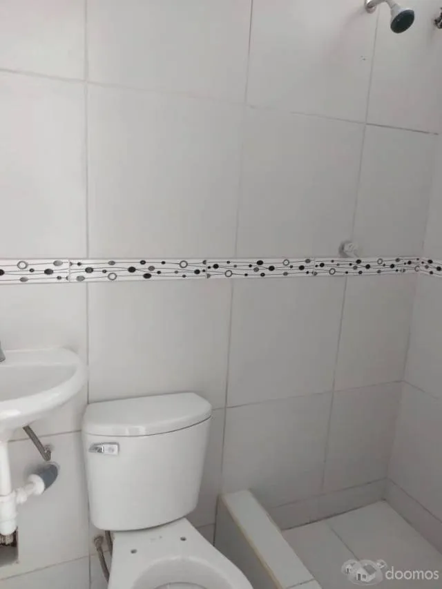 EN VENTA AMPLIO LOCAL DE 120 M2 EN RIMAC — foto 5