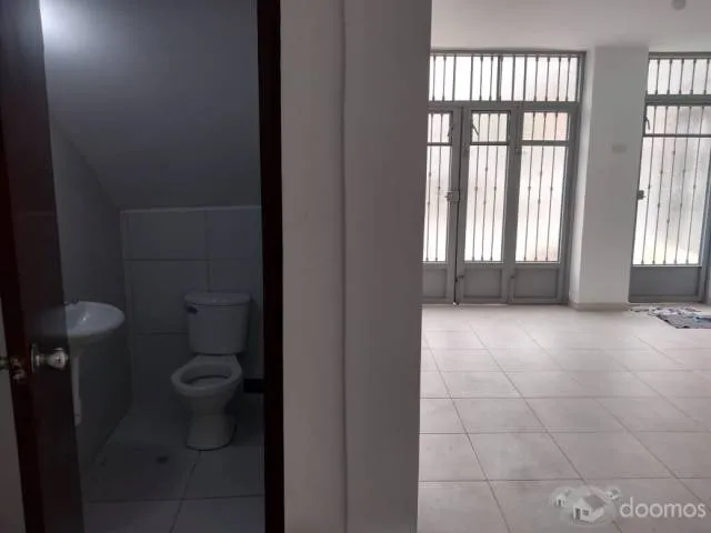 EN VENTA AMPLIO LOCAL DE 120 M2 EN RIMAC — foto 6