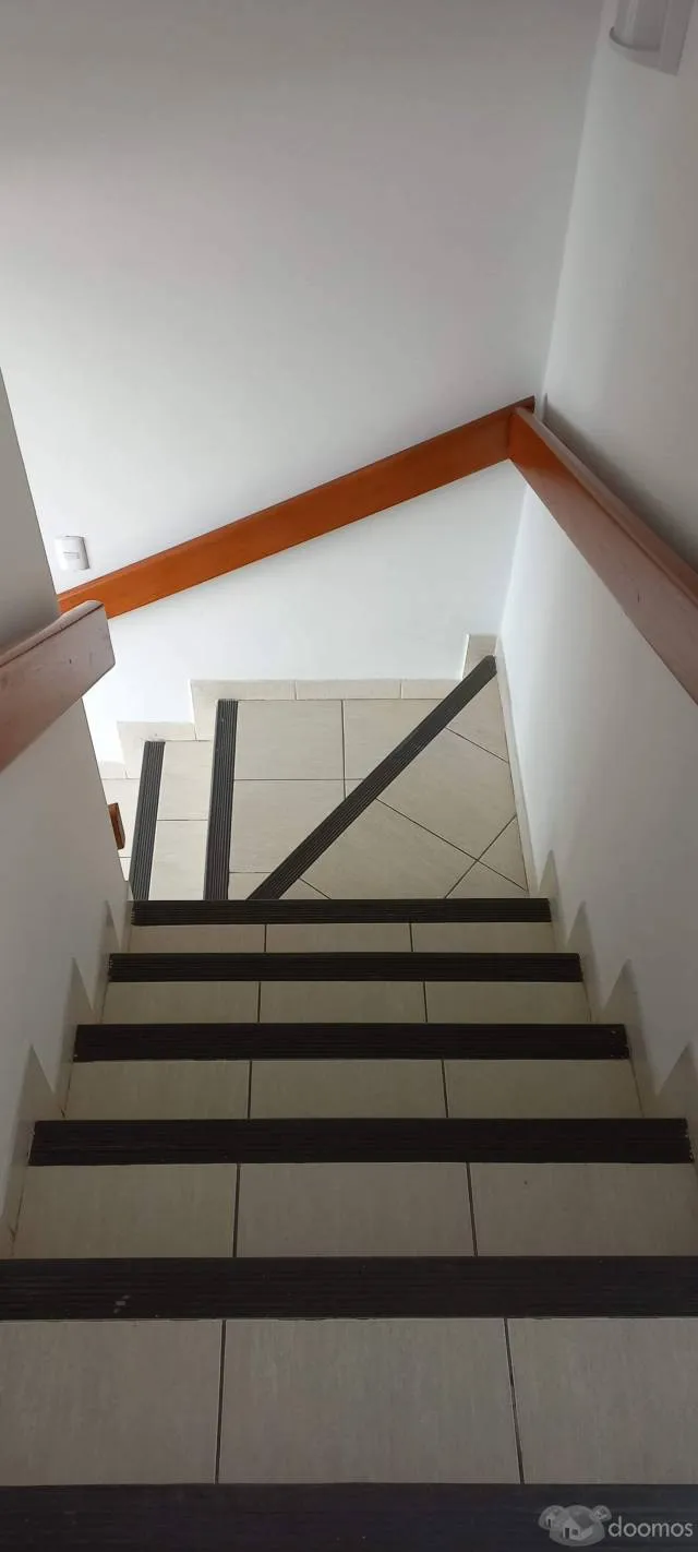 Vendo Departamento Duplex, 28 de Julio Miraflores — foto 7
