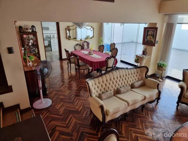 HERMOSA CASA CON DISEÑO ÚNICO EN ZONA EXCLUSIVA DE SAN BORJA — foto 4