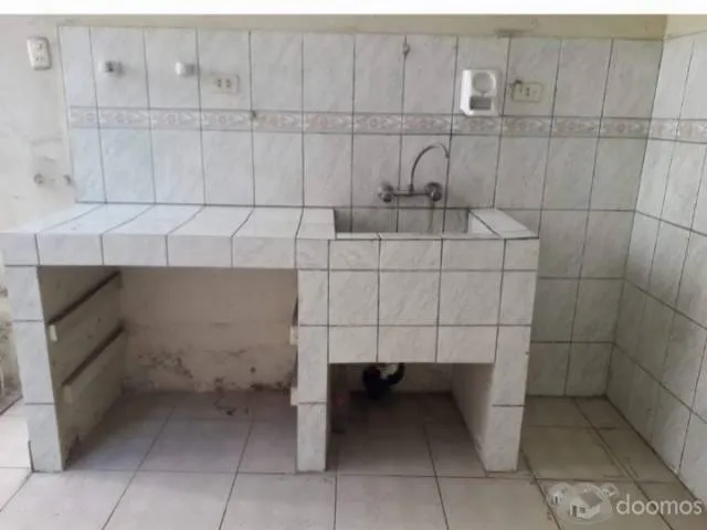 UN LOCAL COMERCIAL PARA OFICINAS O NEGOCIO DE OCASION  926 913 068 - 8