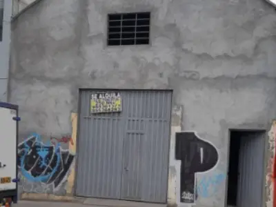 Local Comercial en la Avenida Wiesse