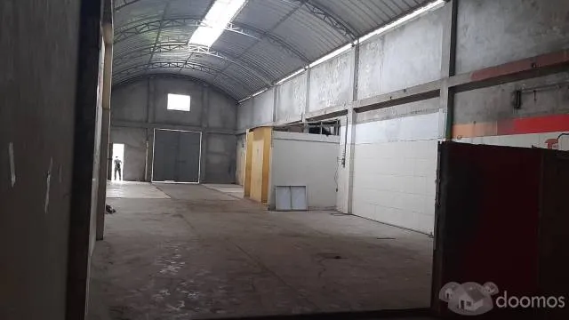 Local Comercial en la Avenida Wiesse - 2