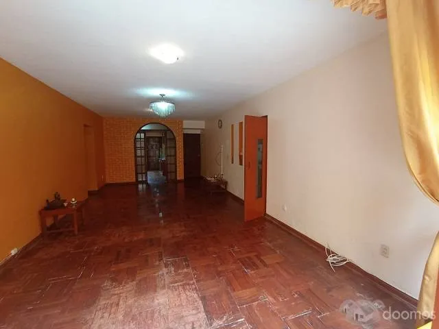 DEPARTAMENTO FRENTE A PARQUE 1ER PISO — foto 2