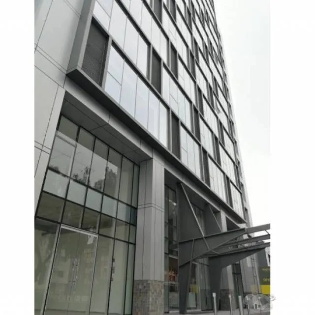 Oficina de 41m2 con vista al mar (incluye estacionamiento) - 1