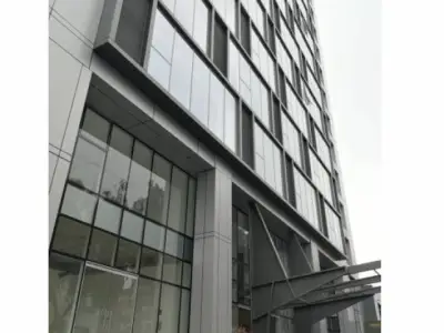 Oficina de 41m2 con vista al mar (incluye estacionamiento)