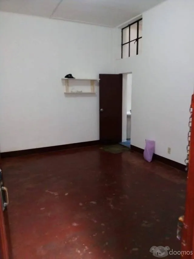 Alquiler de departamento en Mirones Bajos. Sala, comedor, cocina, baño y dormitorio. — foto 2