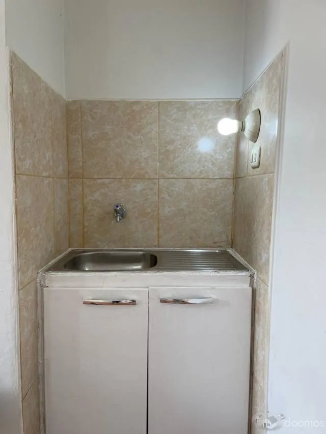 Alquiler de habitación en zona céntrica de Barranco, con entrada independiente — foto 4