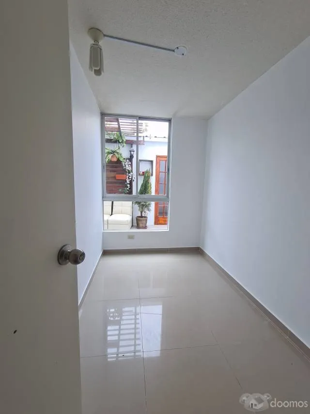 VENDO HERMOSO DEPARTAMENTO DE 130 M2 FRENTE AL MAR A 10 MINUTOS DE PLAZA SAN MIGUEL — foto 8