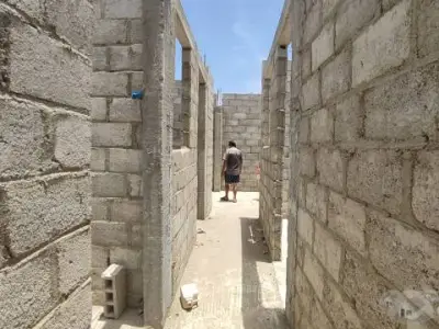 VENTA DE LOTES Y CASAS CONSTRUIDA SIN TECHO