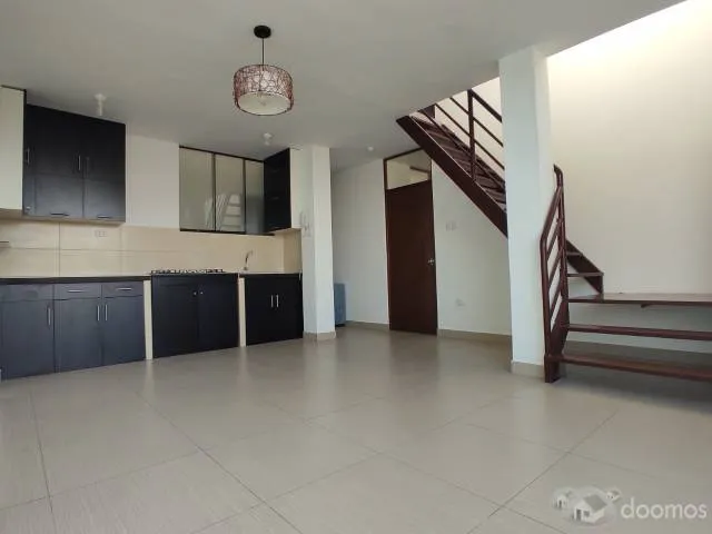 SE VENDE EXCELENTE DUPLEX URB. LOS ABOGADOS - CHICLAYO - 6