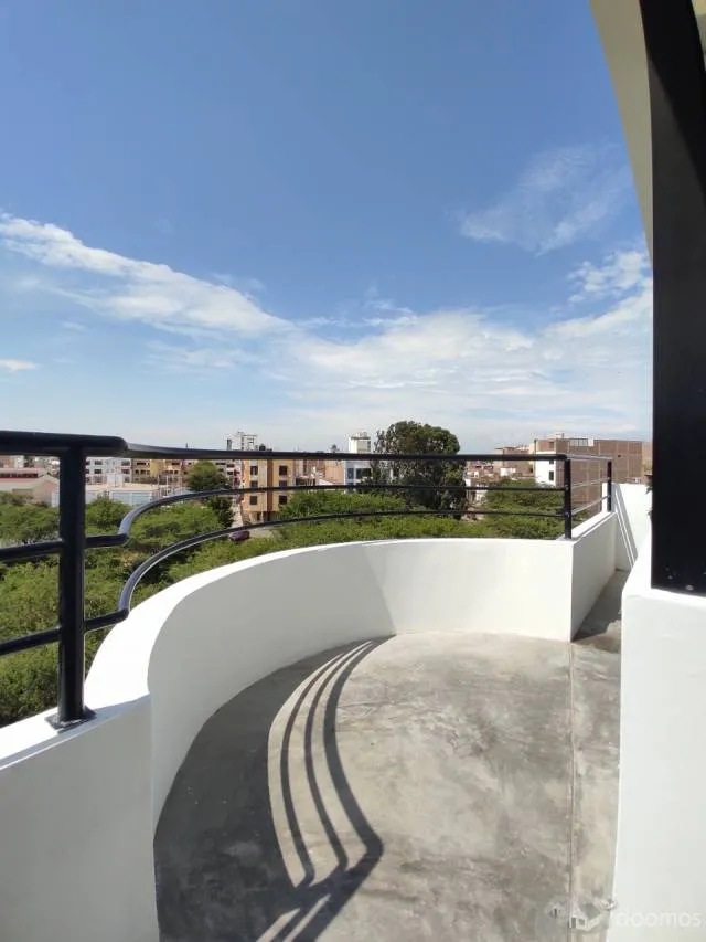SE VENDE EXCELENTE DUPLEX URB. LOS ABOGADOS - CHICLAYO - 10