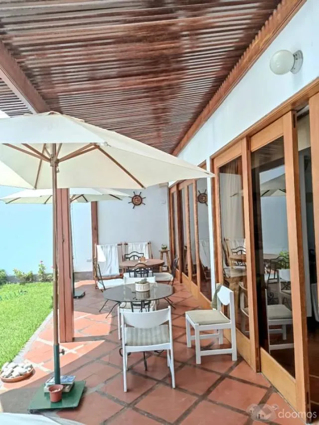 Casa con piscina, terraza, 4 dorm, 7 baños, vista al parque — foto 3