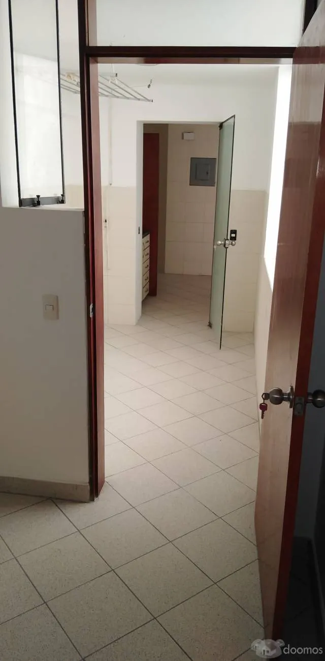 Departamento 140m2 cochera techada y depósito, cerca de  colegios Weberbauer,Salcantay y Pio XII, Ulima... — foto 4